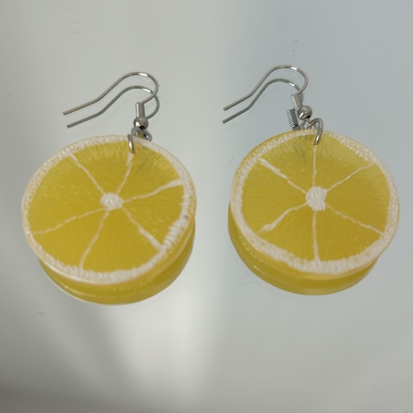 Boutique Jewelry - Free w/ Purchase 
🥂 Host Pick 🥂 New Transluscent Citrus Slices Earrings